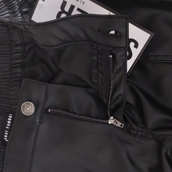 NWT Almost Famous Large Black Faux Leather Skater Cargo Pants - Picture 11 of 13